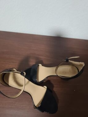 Naturalizer Black Open-Toe Ankle-Strap Heels